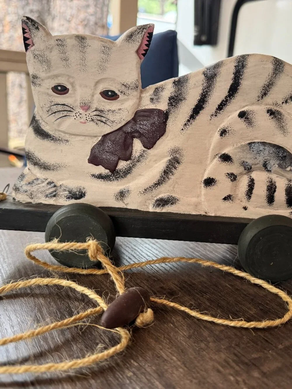 Vintage Cabin Cottage Wooden Folk Art Tabby Cat Pull Toy